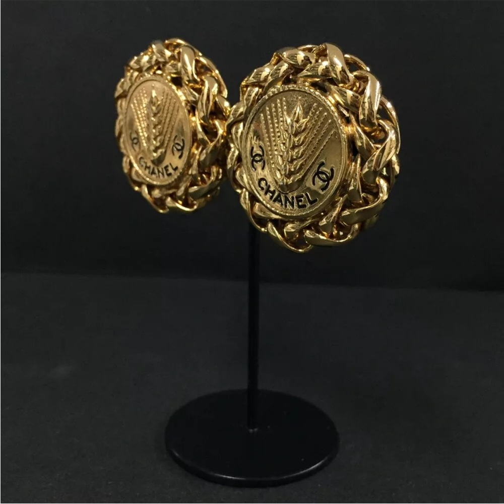 CHANEL CC Logo Ears of Wheat Gold Tone Earrings - Picture 2 of 5